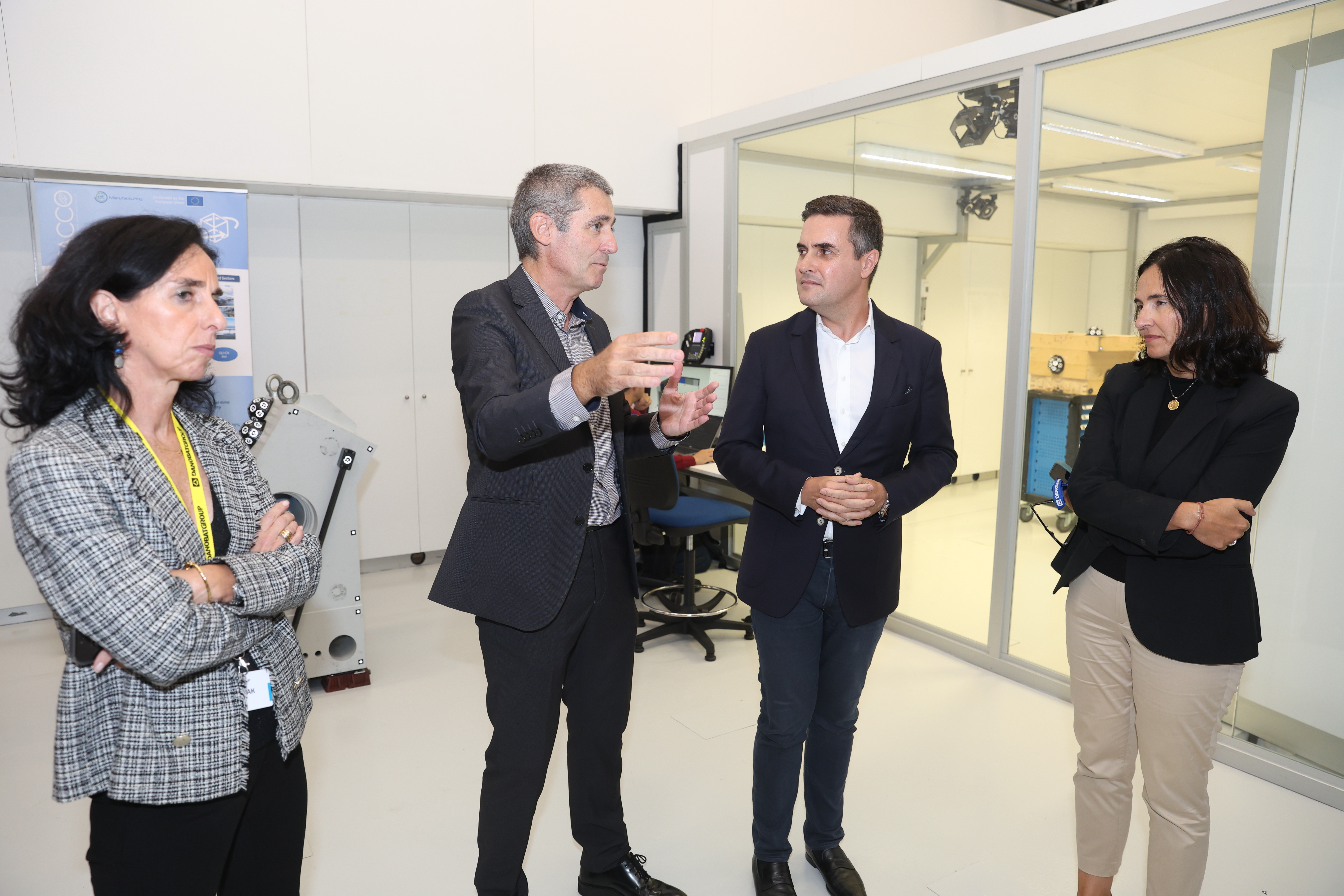 IDEKO receives the visit of Mikel Jauregi, the Minister for Business, Energy Transition and Sustainability 